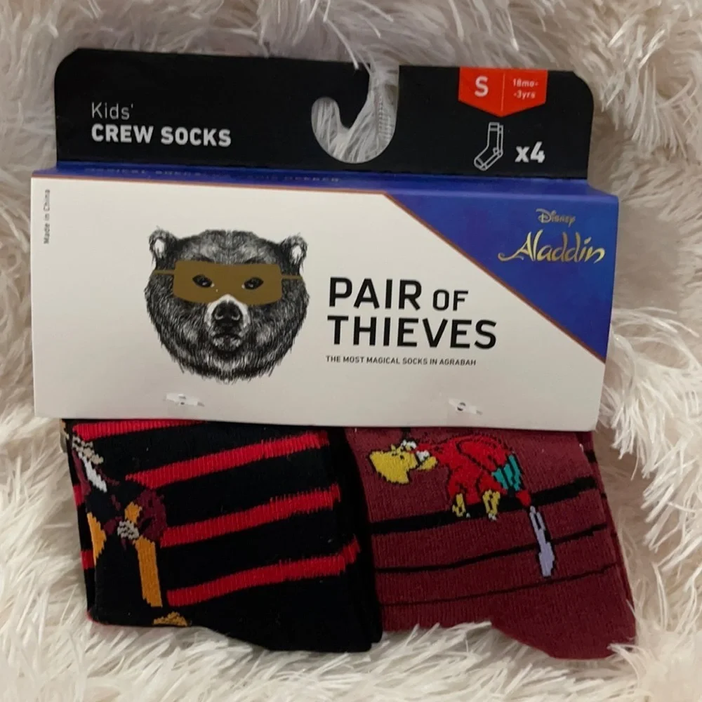 New kid’s Small Aladdin socks
